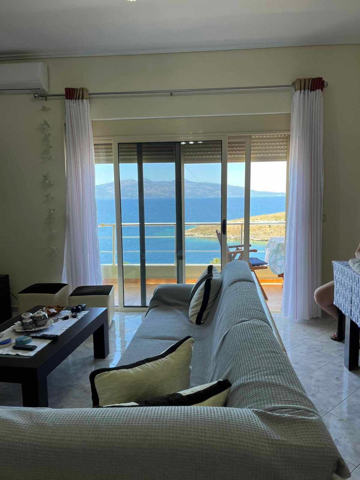 Cozy Sea Apartment Sarandë Exterior foto