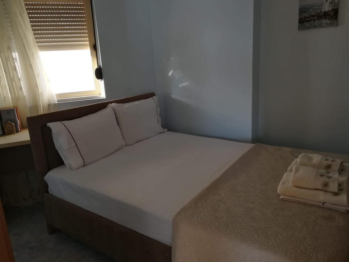 Cozy Sea Apartment Sarandë Exterior foto